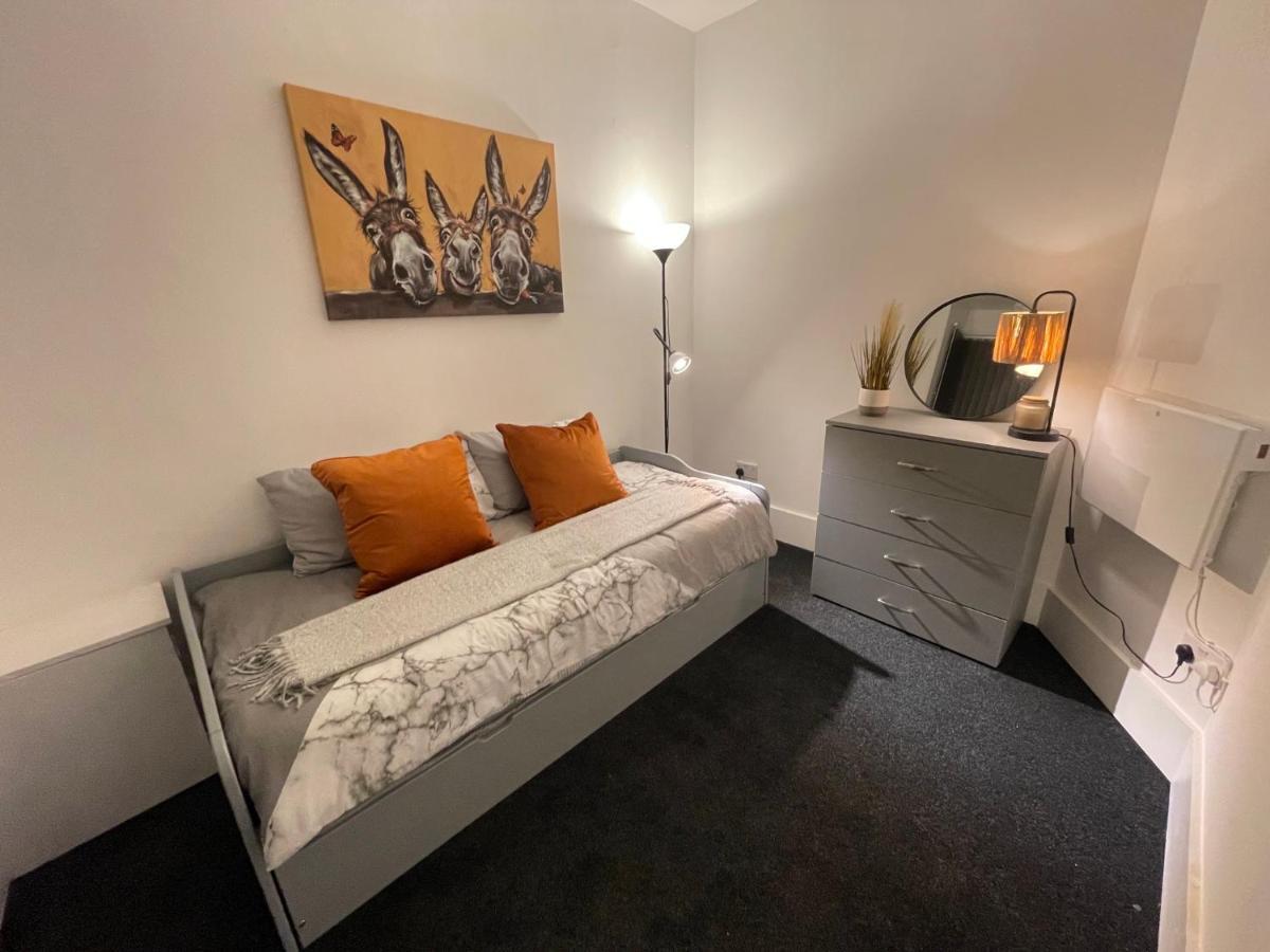 Urban 3 Bedroom Home In Kings Heath-Great Location Birmingham Dış mekan fotoğraf